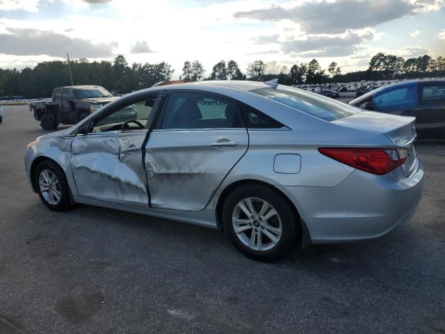 Photo 2 from auction – 2013 HYUNDAI SONATA GLS with VIN 5NPEB4AC2DH778907