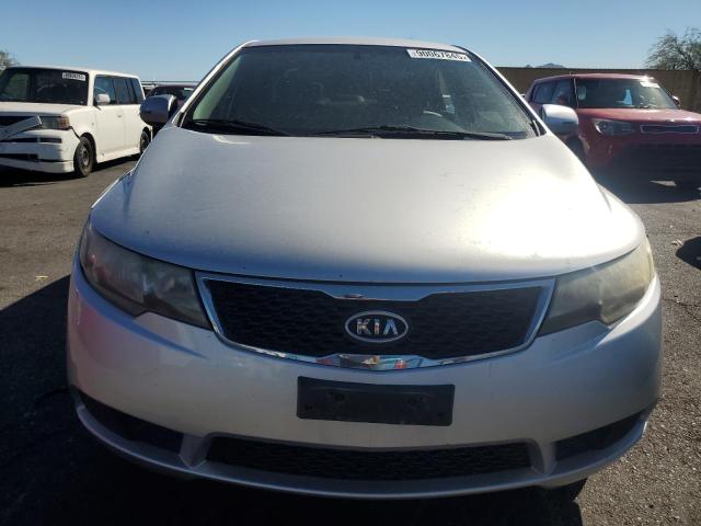 Photo 5 from auction – 2011 KIA FORTE EX with VIN KNAFU4A20B5460011