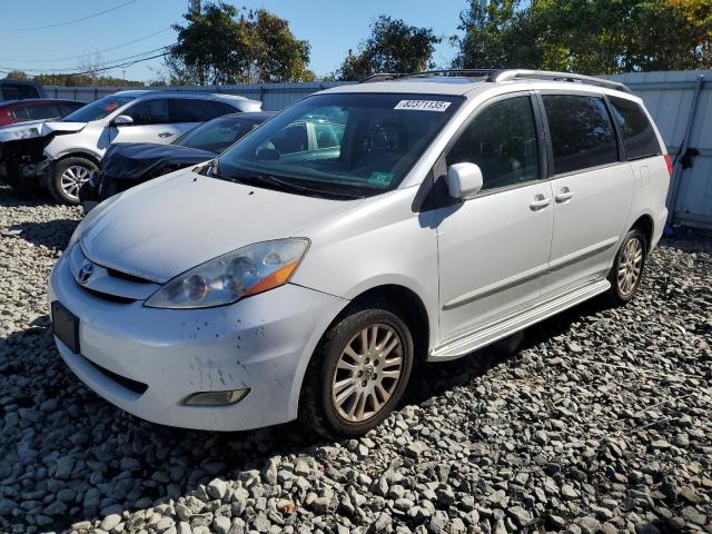 TOYOTA SIENNA XLE 2008 with VIN 5TDBK22C48S013140 - Photo from auction