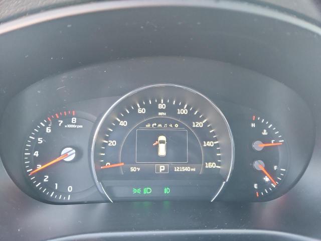 Photo 9 from auction – 2017 KIA SORENTO SX with VIN 5XYPKDA53HG244967