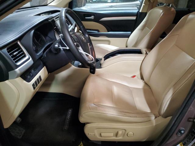 Photo 7 from auction – 2018 TOYOTA HIGHLANDER with VIN 5TDKZRFHXJS272649