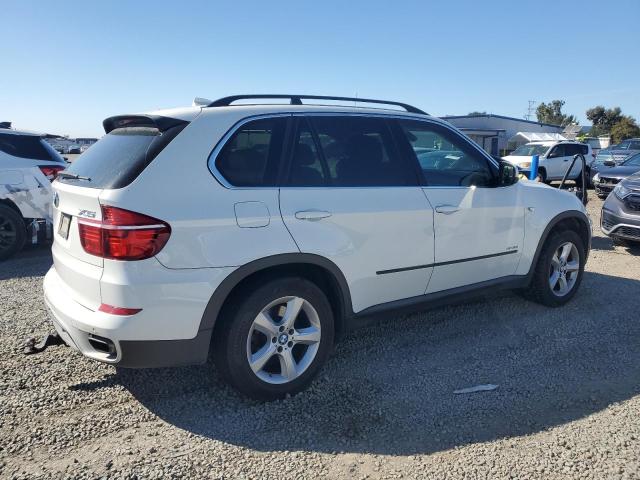 Photo 3 from auction – 2011 BMW X5 XDRIVE5 with VIN 5UXZV8C59BL422069