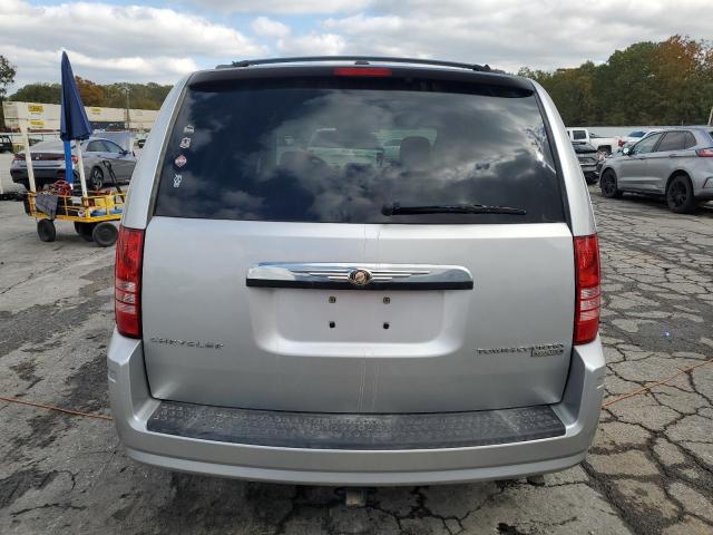 Photo 6 from auction – 2010 CHRYSLER TOWN & COU with VIN 2A4RR5D19AR271198