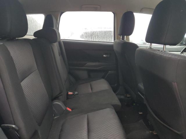 Photo 11 from auction – 2014 MITSUBISHI OUTLANDER with VIN JA4AD3A38EZ016947