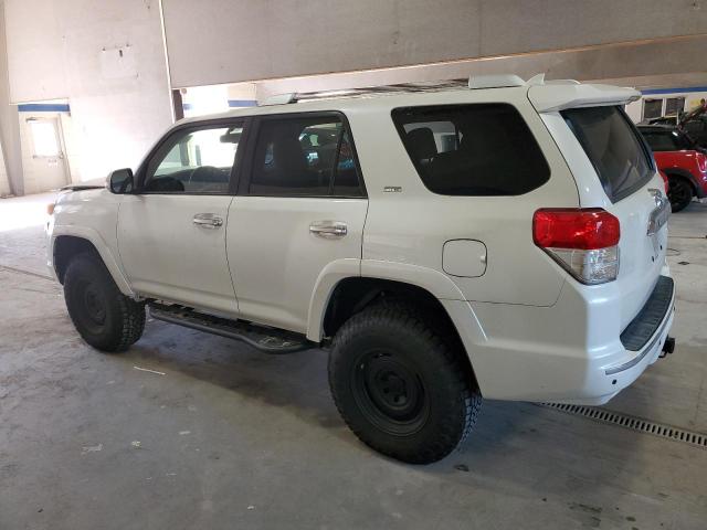 Photo 2 from auction – 2011 TOYOTA 4RUNNER SR with VIN JTEBU5JR2B5069572