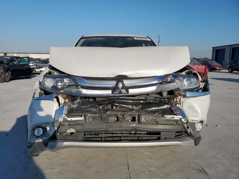 Photo 5 from auction – 2018 MITSUBISHI OUTLANDER SE with VIN JA4AD3A30JZ031940