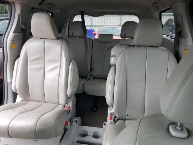 Photo 10 from auction – 2013 TOYOTA SIENNA XLE with VIN 5TDYK3DC2DS335413