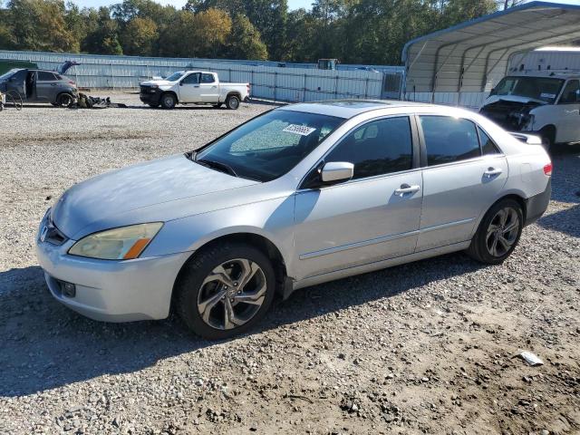 HONDA ACCORD EX 2003 with VIN 1HGCM66883A051389 - Photo from auction