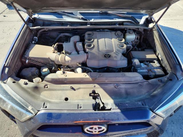 Photo 12 from auction – 2018 TOYOTA 4RUNNER SR with VIN JTEBU5JR1J5537743