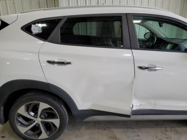 Photo 11 from auction – 2017 HYUNDAI TUCSON LIM with VIN KM8J3CA26HU300381