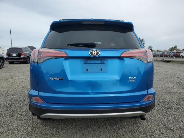 Photo 6 from auction – 2016 TOYOTA RAV4 XLE with VIN JTMRFREV5GJ060259
