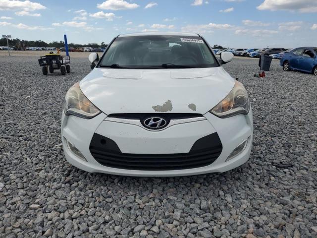 Photo 5 from auction – 2015 HYUNDAI VELOSTER with VIN KMHTC6AD8FU222159