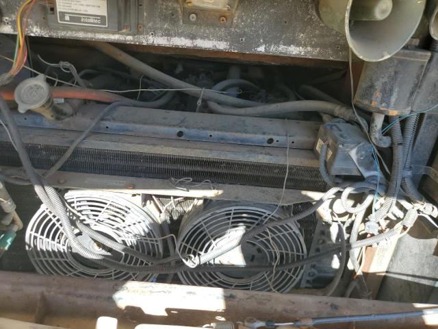 Photo 12 from auction – 1998 SWIN P30 with VIN 1GBKP37W8K3300200