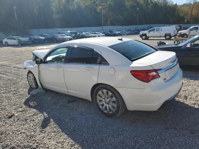 Photo 2 from auction – 2013 CHRYSLER 200 LX with VIN 1C3CCBAB3DN606308