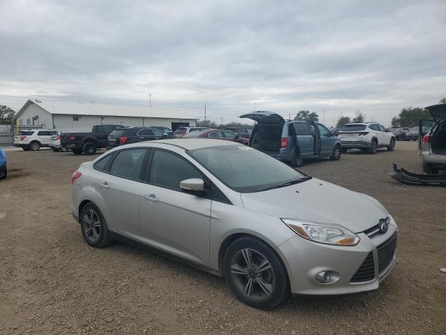 Photo 4 from auction – 2014 FORD FOCUS SE with VIN 1FADP3F21EL280370