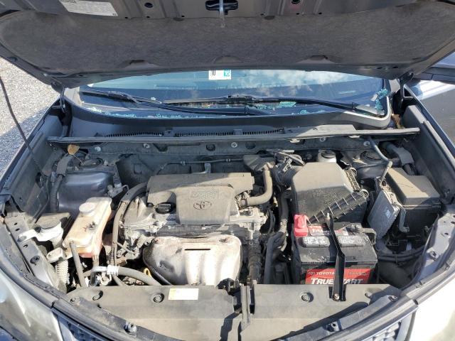 Photo 12 from auction – 2015 TOYOTA RAV4 XLE with VIN JTMRFREV5FD163128