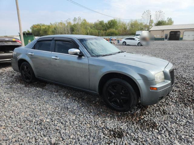 Photo 4 from auction – 2007 CHRYSLER 300 with VIN 2C3KA43R87H739800