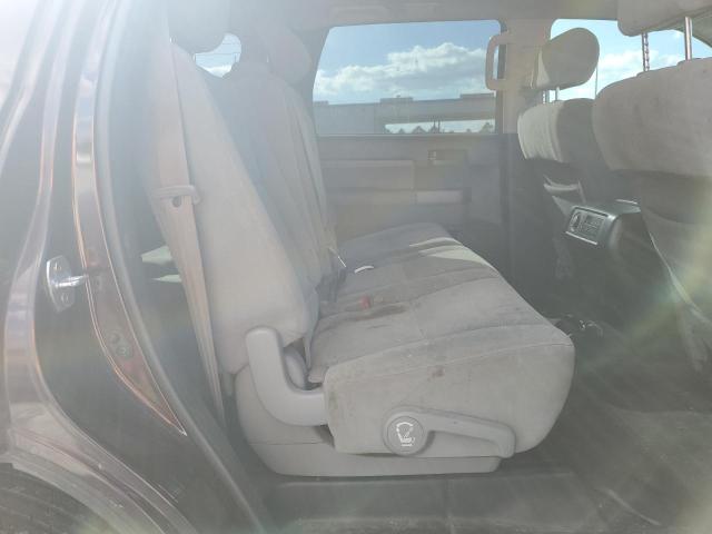 Photo 11 from auction – 2017 TOYOTA SEQUOIA SR with VIN 5TDZY5G10HS067671