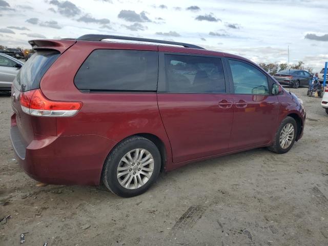 Photo 3 from auction – 2012 TOYOTA SIENNA XLE with VIN 5TDYK3DC6CS277322