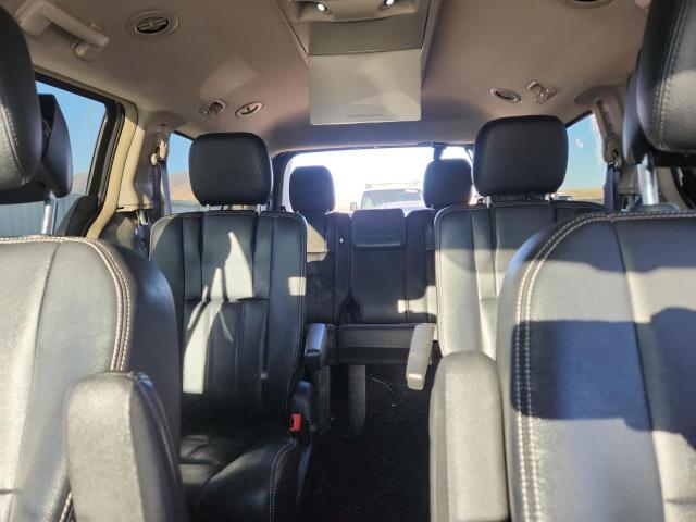 Photo 10 from auction – 2016 CHRYSLER TOWN & COU with VIN 2C4RC1BG2GR290109
