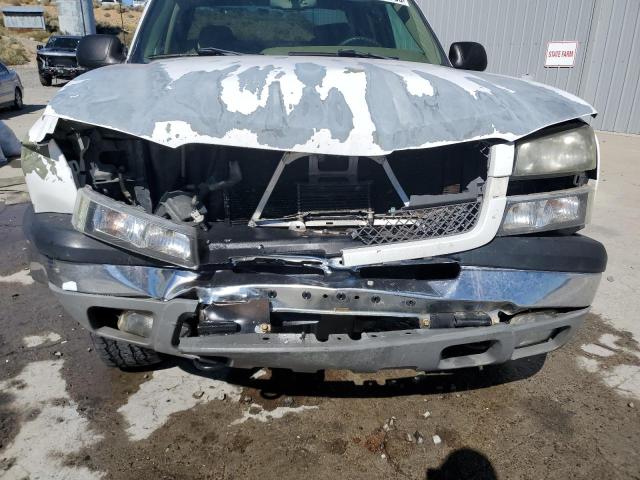 Photo 11 from auction – 2004 CHEVROLET SILVERADO with VIN 2GCEK19T141227808