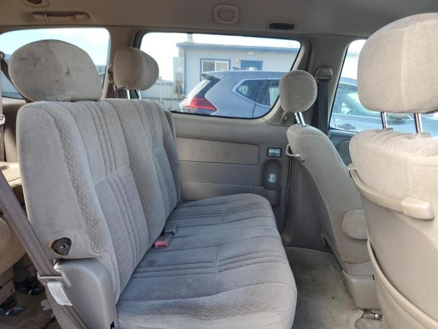 Photo 11 from auction – 2001 TOYOTA SIENNA with VIN 4T3ZF19C81U404329