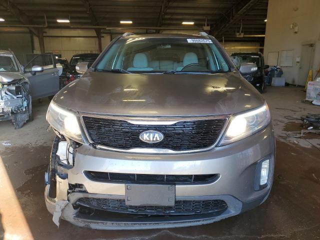 Photo 5 from auction – 2015 KIA SORENTO LX with VIN 5XYKTCA65FG593779