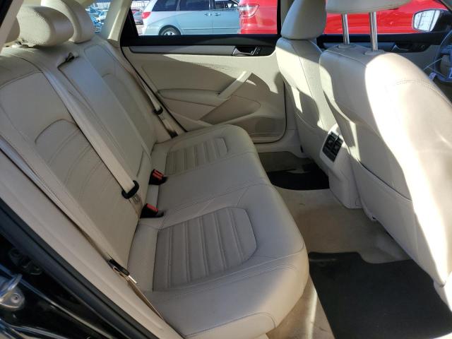 Photo 10 from auction – 2015 VOLKSWAGEN PASSAT SE with VIN 1VWBT7A34FC029930