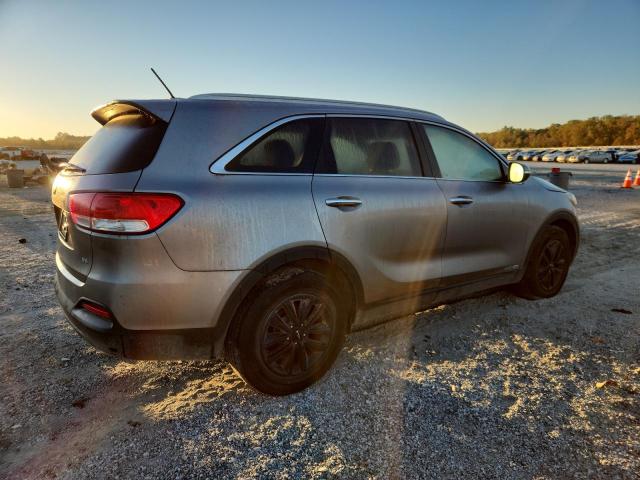 Photo 3 from auction – 2017 KIA SORENTO LX with VIN 5XYPGDA51HG192532