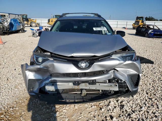 Photo 5 from auction – 2018 TOYOTA RAV4 LE with VIN 2T3ZFREV5JW485697