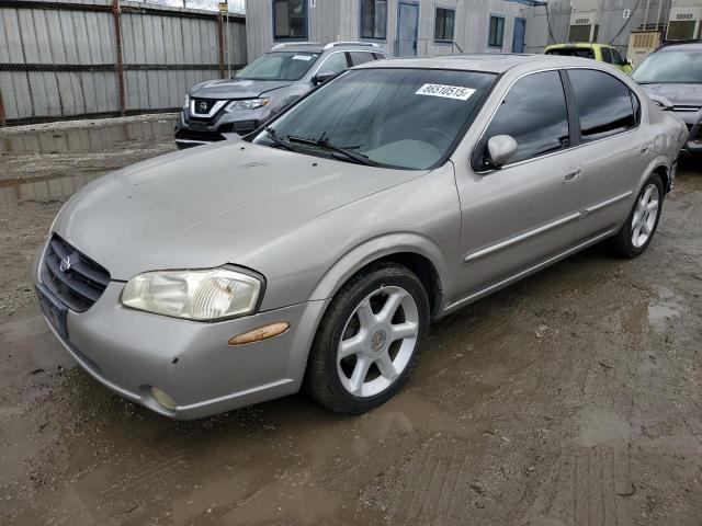 NISSAN MAXIMA GLE 2000 with VIN JN1CA31D6YT521962 - Photo from auction
