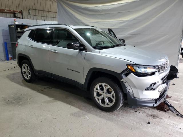 Photo 4 from auction – 2024 JEEP COMPASS LATITUDE with VIN 3C4NJDBN1RT170757