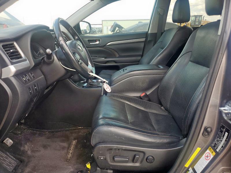 Photo 7 from auction – 2017 TOYOTA HIGHLANDER with VIN 5TDYZRFH6HS197467