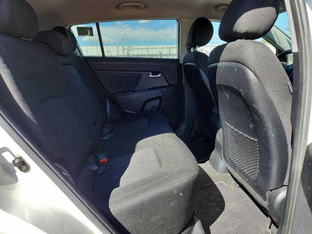Photo 11 from auction – 2012 KIA SPORTAGE L with VIN KNDPBCA2XC7237682