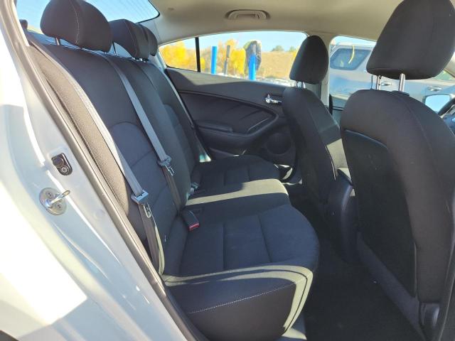 Photo 10 from auction – 2016 KIA FORTE LX with VIN KNAFK4A62G5576990