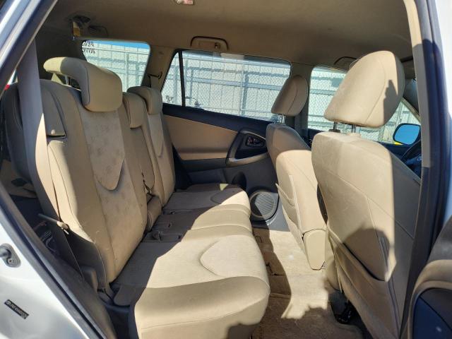 Photo 11 from auction – 2010 TOYOTA RAV4 with VIN JTMZF4DV8AD025354