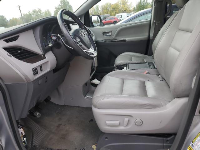 Photo 7 from auction – 2016 TOYOTA SIENNA XLE with VIN 5TDYK3DC4GS711372