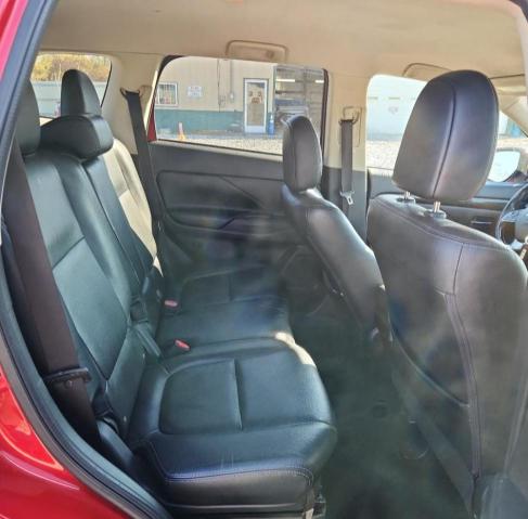 Photo 10 from auction – 2016 MITSUBISHI OUTLANDER with VIN JA4AZ3A31GZ013926