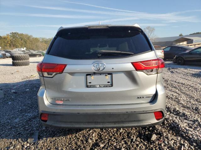 Photo 6 from auction – 2019 TOYOTA HIGHLANDER with VIN 5TDJZRFH5KS993474