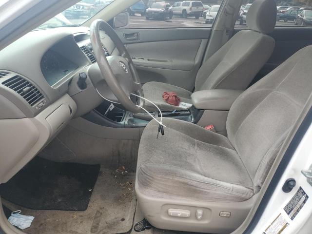 Photo 7 from auction – 2004 TOYOTA CAMRY LE with VIN JTDBE32K340268167