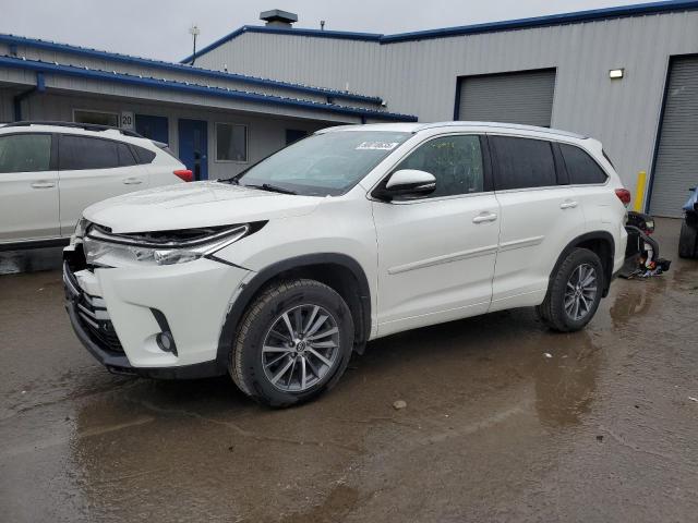TOYOTA HIGHLANDER 2018 with VIN 5TDJZRFH9JS895286 - Photo from auction