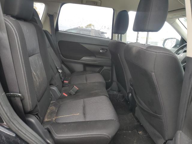 Photo 11 from auction – 2018 MITSUBISHI OUTLANDER with VIN JA4AZ2A3XJZ003185
