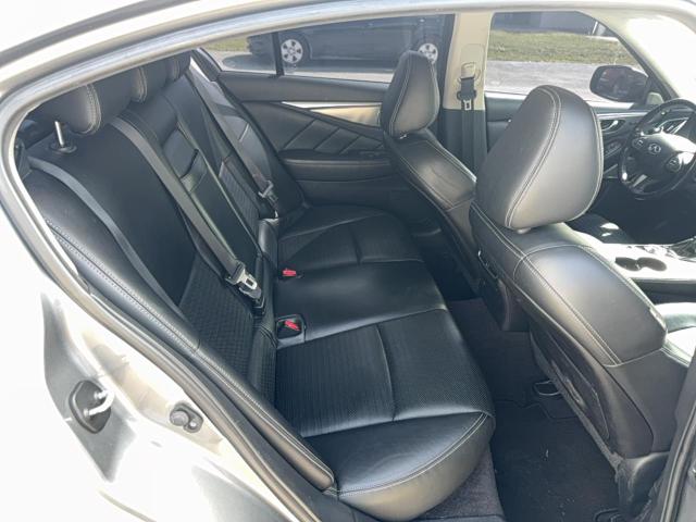 Photo 6 from auction – 2017 INFI Q50 PREMIUM with VIN JN1EV7AP0HM738318
