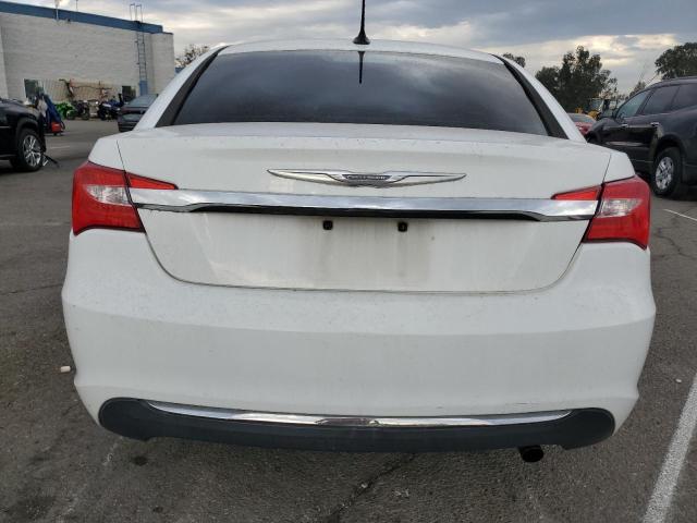 Photo 6 from auction – 2014 CHRYSLER 200 LX with VIN 1C3CCBAB1EN212274