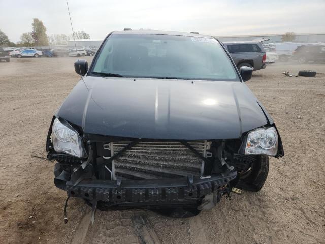 Photo 5 from auction – 2015 CHRYSLER TOWN & COU with VIN 2C4RC1BG4FR657039