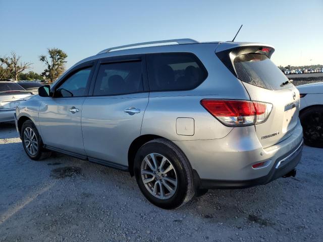Photo 2 from auction – 2016 NISSAN PATHFINDER with VIN 5N1AR2MN1GC639682