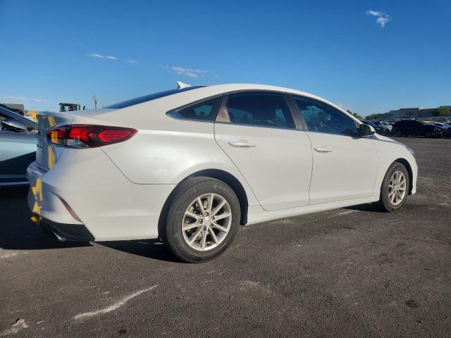 Photo 3 from auction – 2018 HYUNDAI SONATA with VIN 5NPE24AF3JH615723