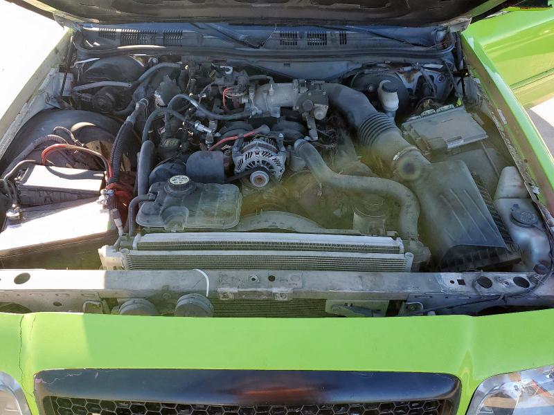Photo 11 from auction – 2008 FORD CROWN VICT with VIN 2FAHP71V28X179873