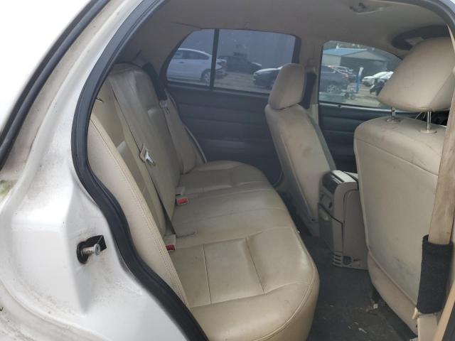 Photo 10 from auction – 2007 FORD CROWN VICT with VIN 2FAHP71W77X112824