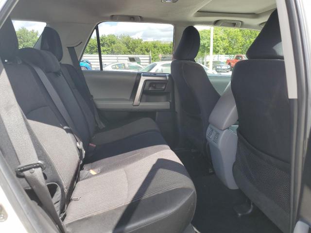 Photo 10 from auction – 2011 TOYOTA 4RUNNER SR with VIN JTEBU5JRXB5065513